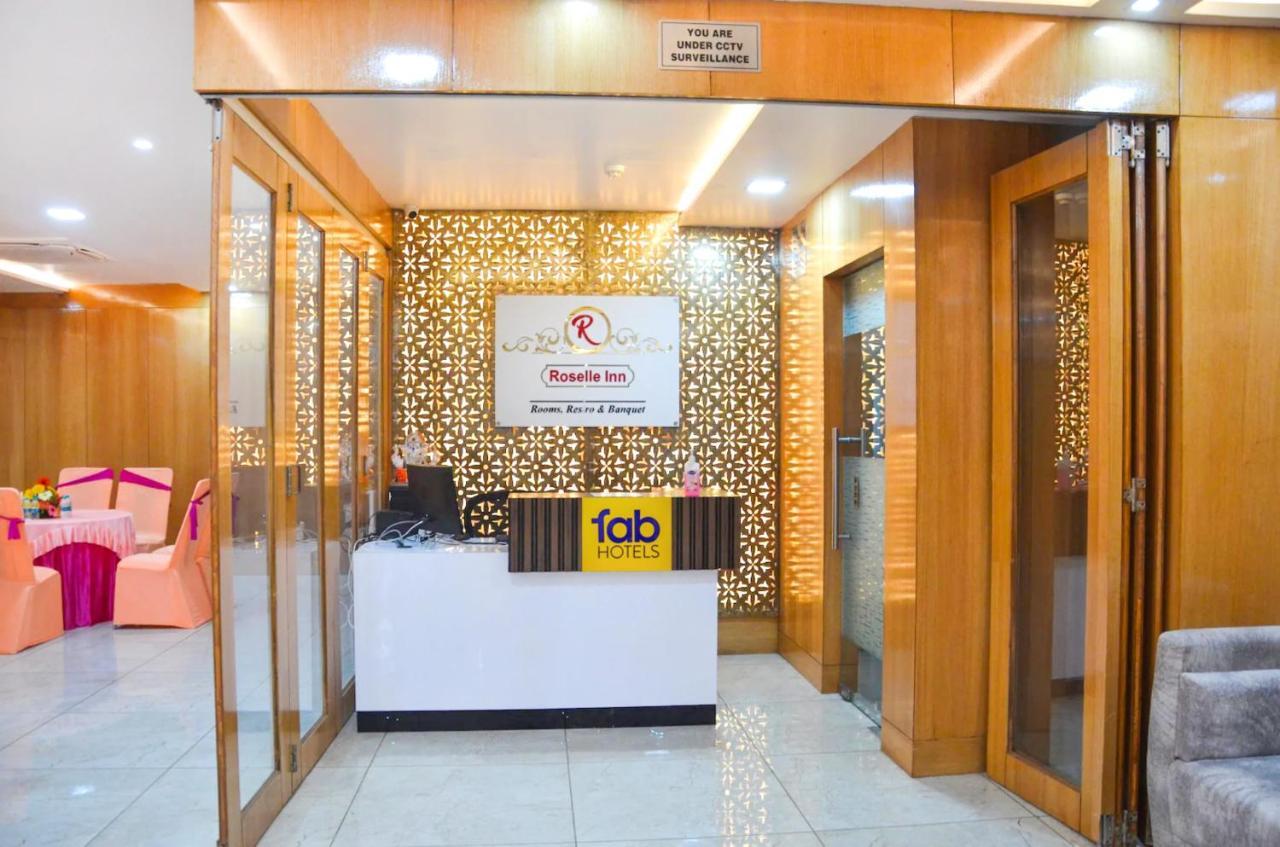 Fabhotel Roselle Inn Λάκναου Εξωτερικό φωτογραφία